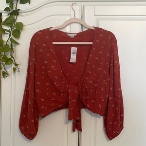 Cropped tie in front blouse